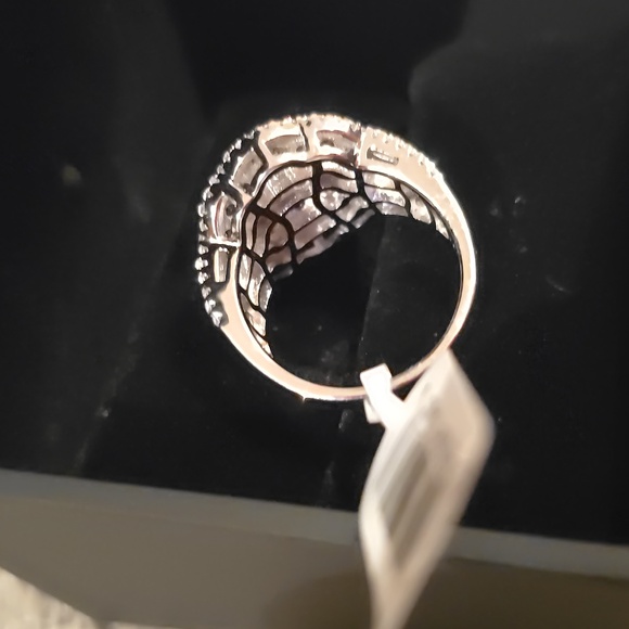 BEAUTIFUL STERLING SILVER BLUE SAPPHIRE STONES RING SIZE 7 - Picture 6 of 15